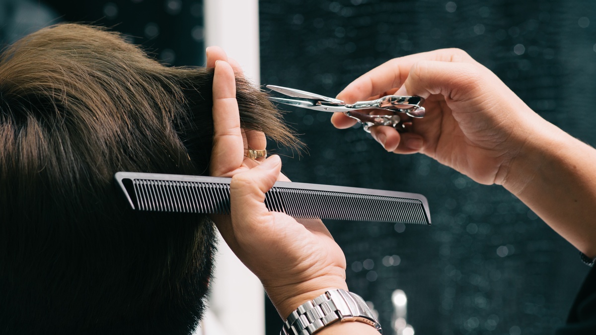 Лунный календарь стрижек на сентябрь: благоприятные дни