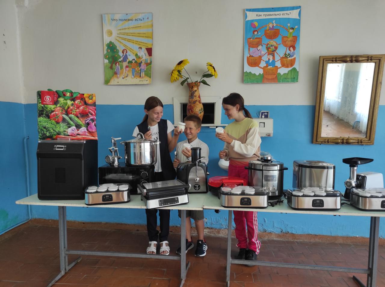 «Пятёрочка» помогла благоустроить школы в селе Аллагулово и Курске по итогам «Здоровой олимпиады»