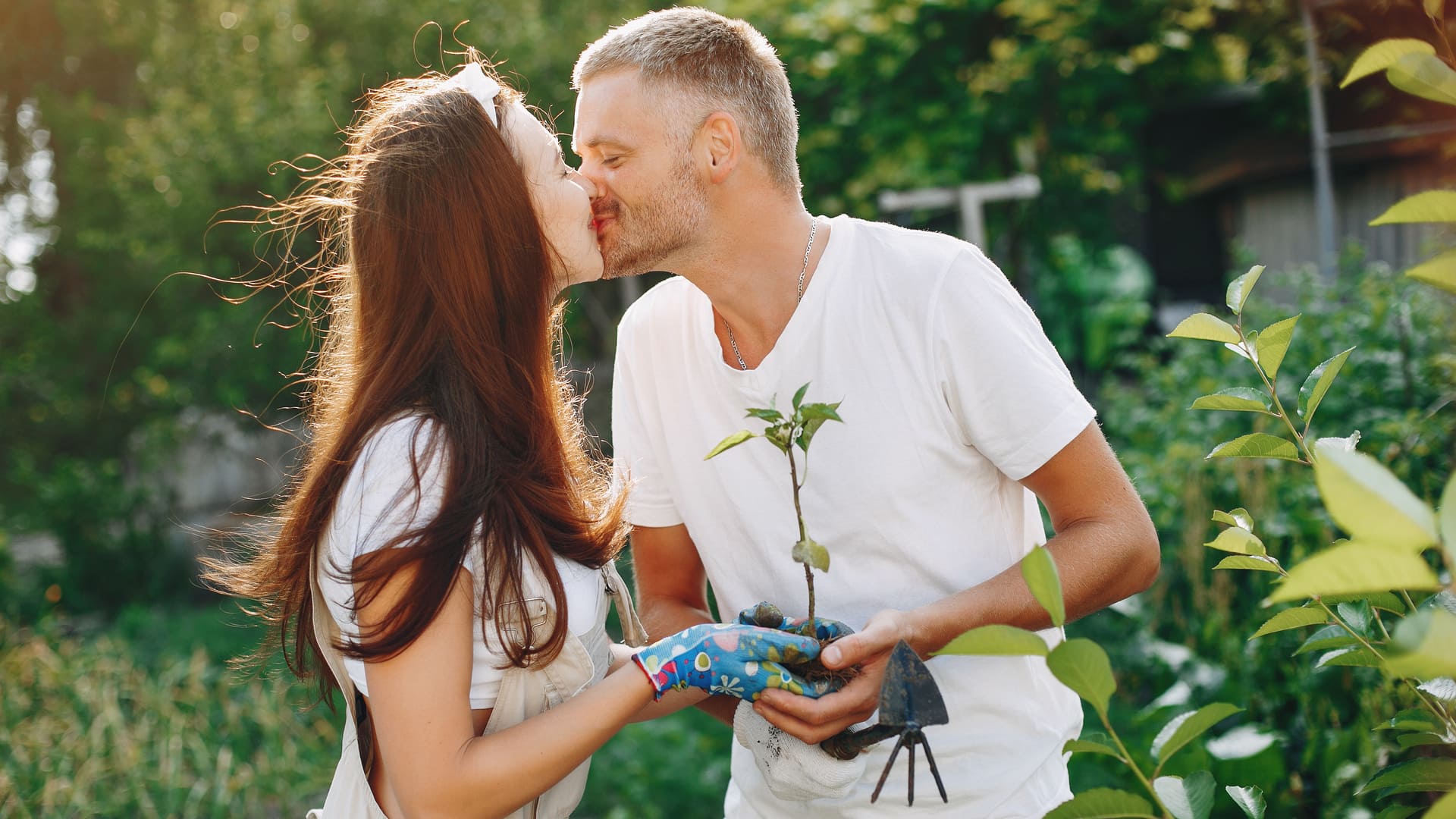 Годовщины свадьбы от 1 до 50 лет: значение, приметы и что дарить