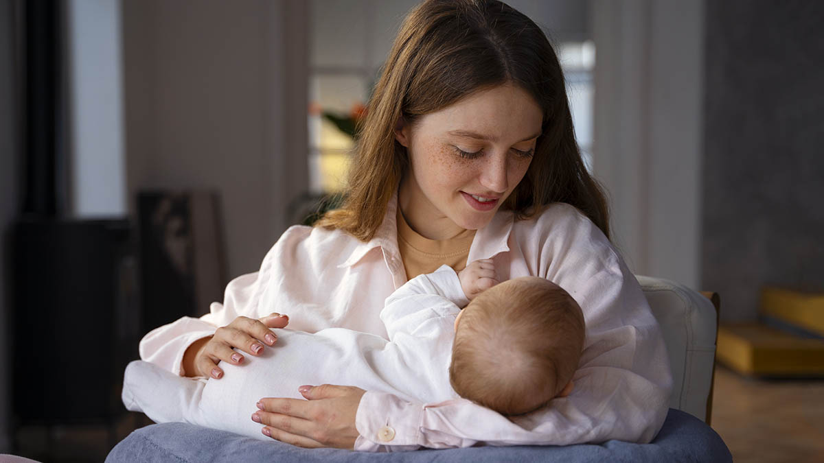 Грудное вскармливание: 5 важных и полезных советов молодым мамам