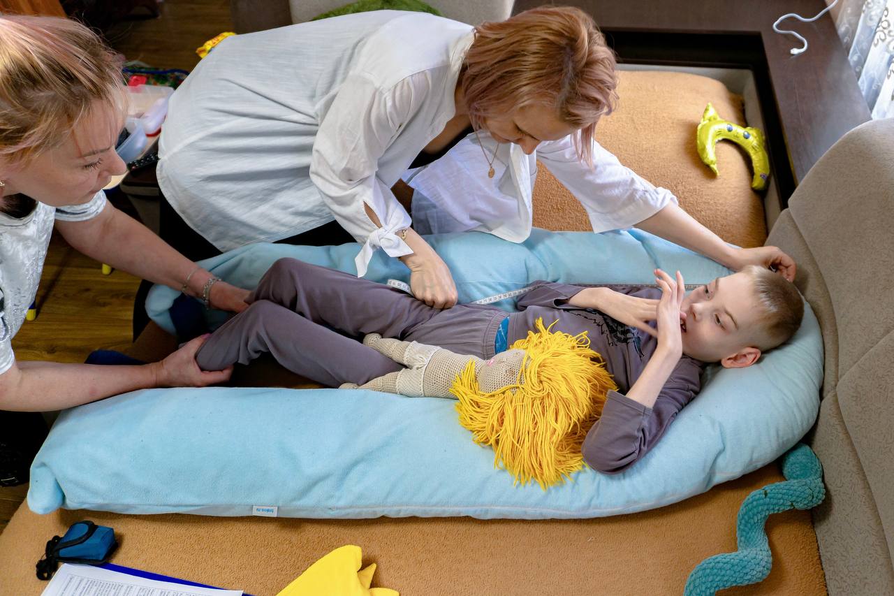 Правильное положение: путь к комфорту-как проект «Удержись» помогает особым детям.