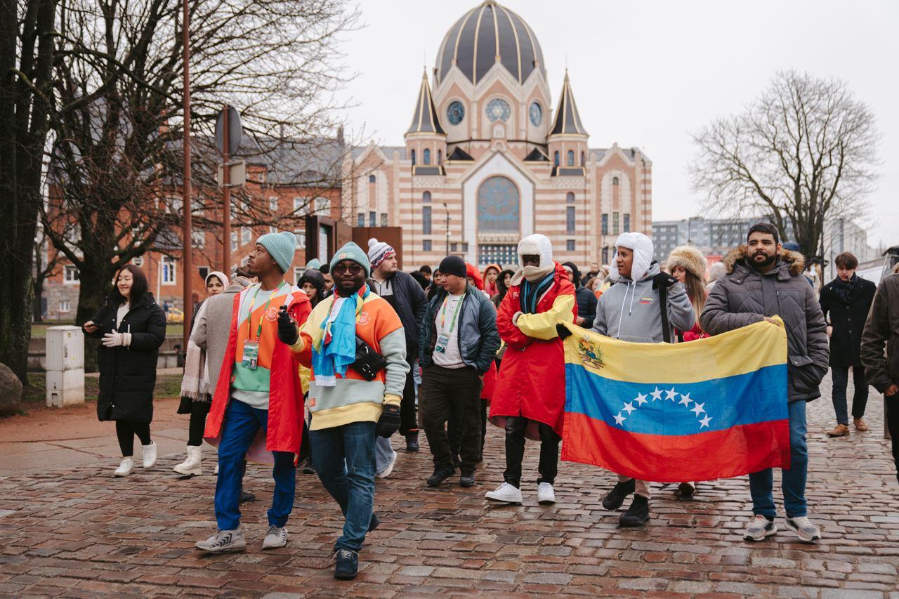 Благотворительные платформы: как НКО попасть на них?