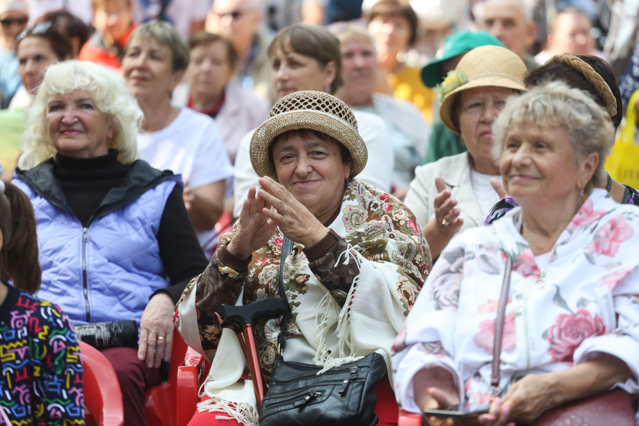 И на хлеб, и на подарки внукам: что известно о 13-й пенсии в России?
