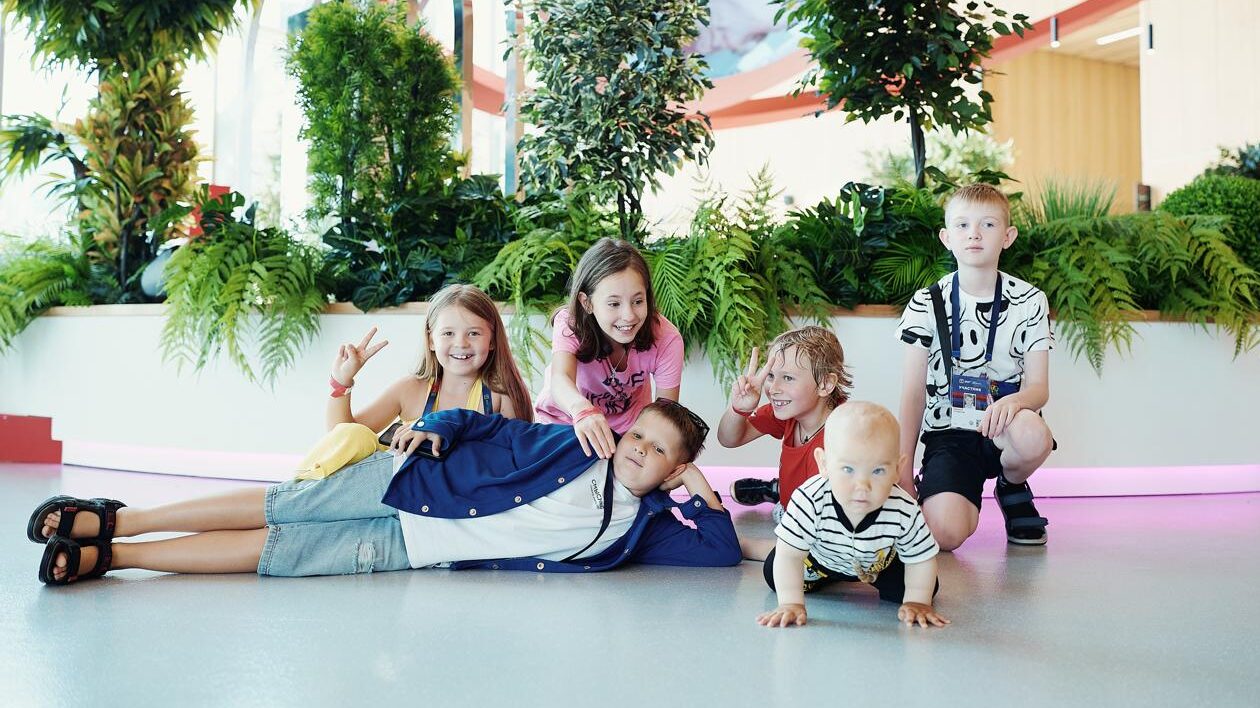 Выходные с детьми: волонтёрские вакансии для всей семьи