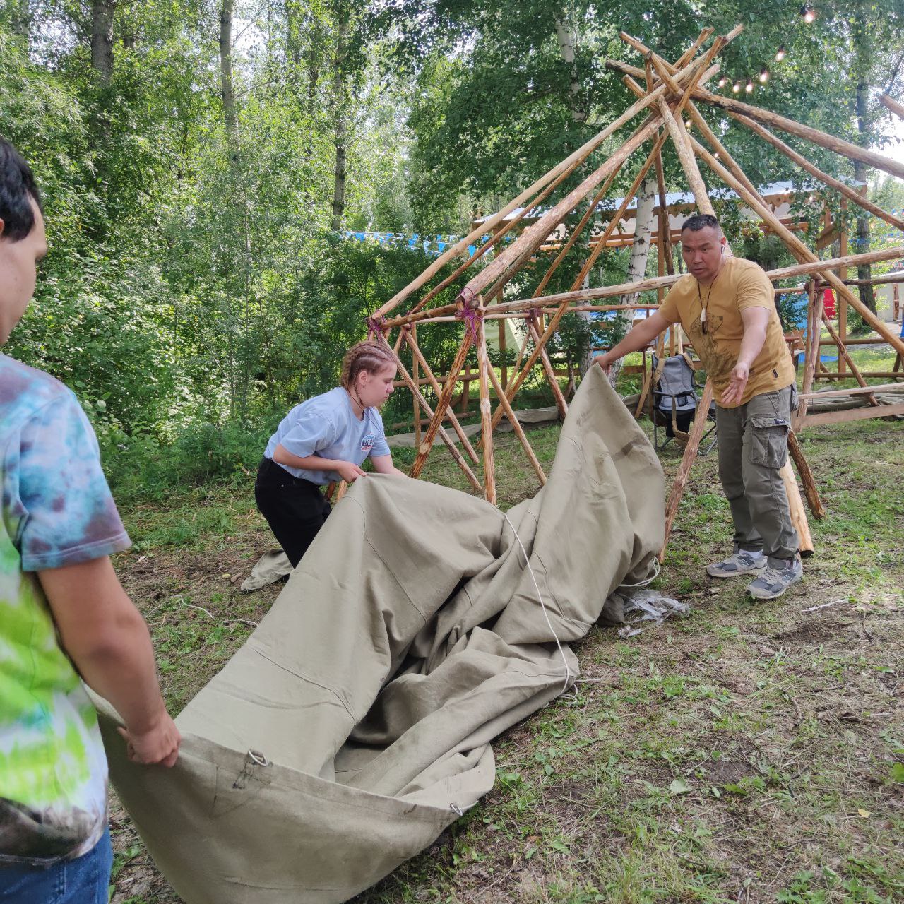 КАК КРАСВОЛОНТЕРЫ ШУШЕНСКОГОстали моей второй семьёй и сделали невозможное возможным