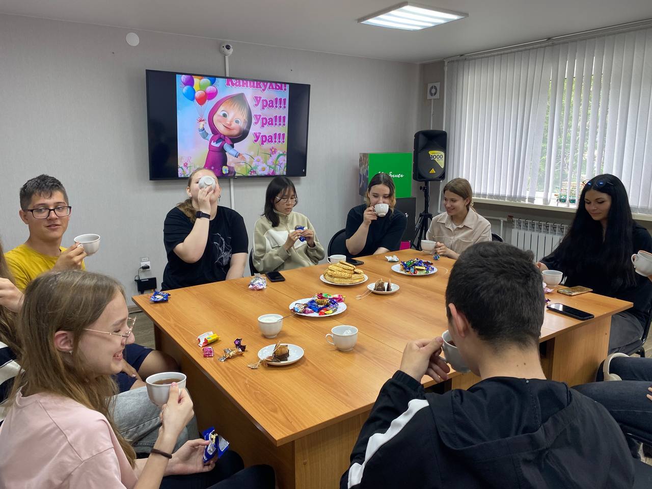 Волонтеры Юрги подвели итоги учебного года за чашкой чая!