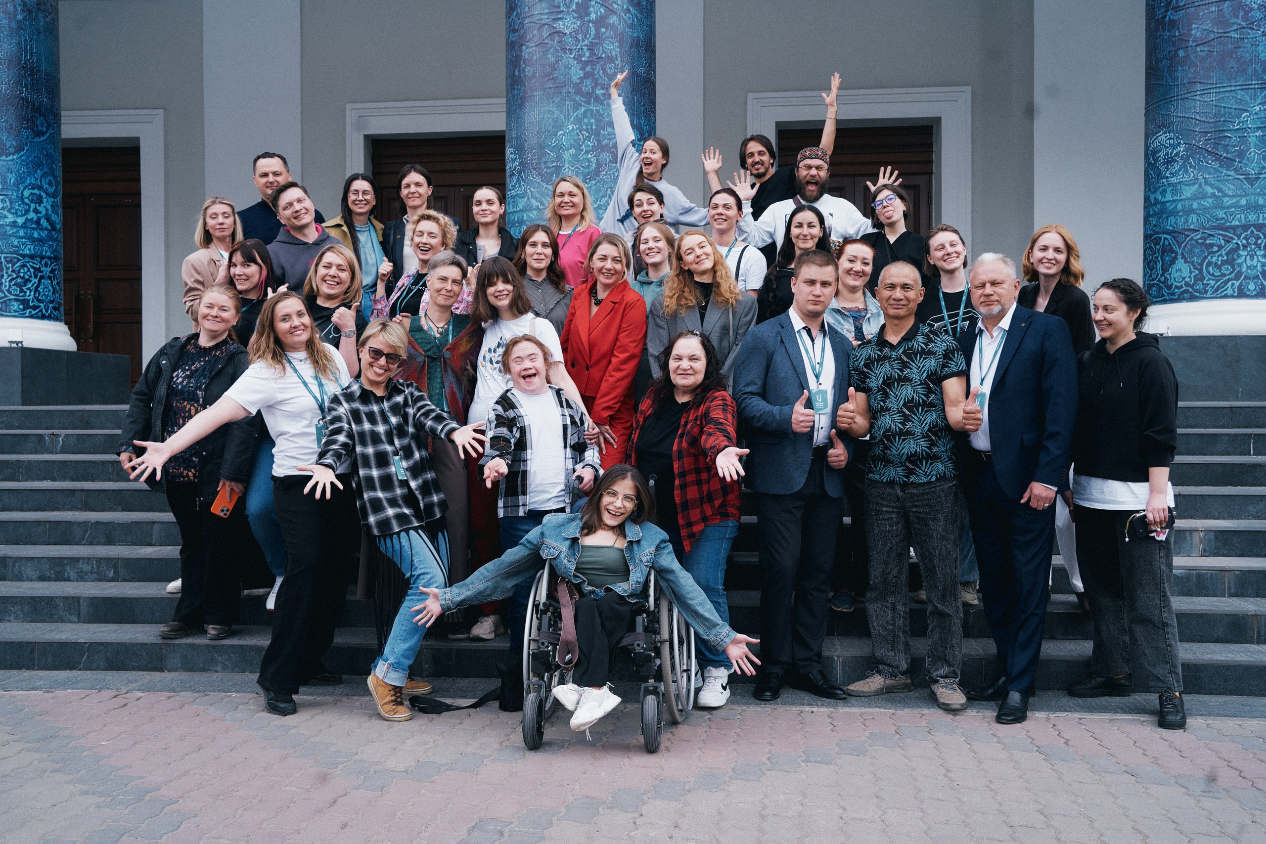 «Магнит» и фонд «Со-единение» поддержат развитие инклюзивного театра в России