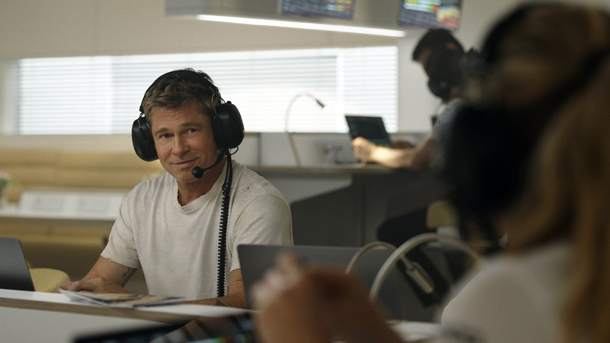 Кадр из фильма «F1» (реж. Джозеф Косински, 2025)