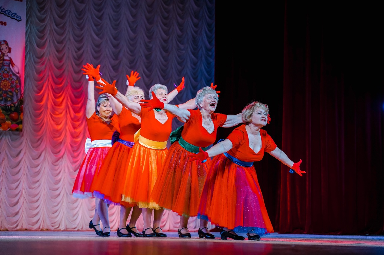 Танцы — мечта длиною в жизнь: как пенсионеры из Подмосковья покоряют сцену