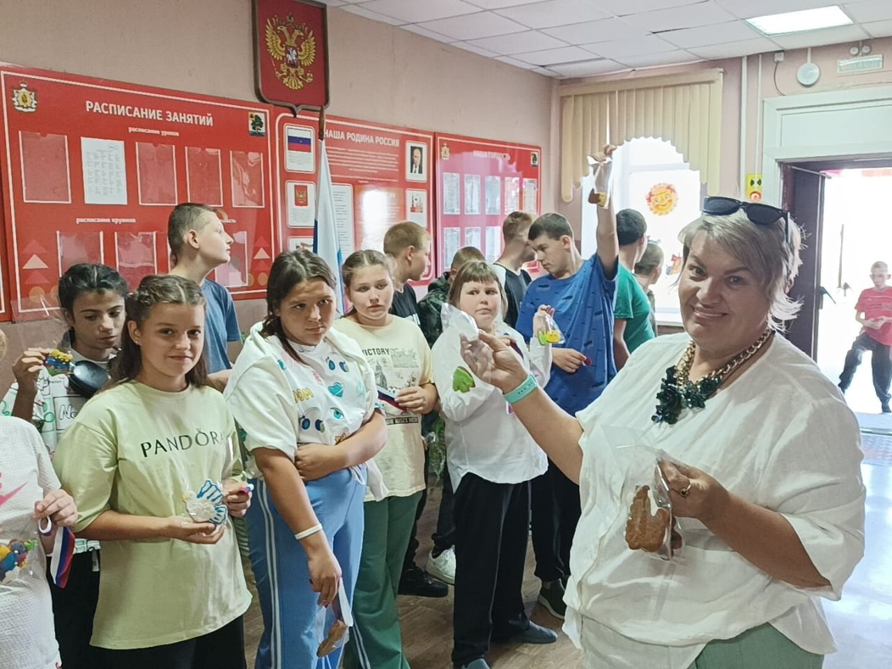 Собери ребенка в школу!