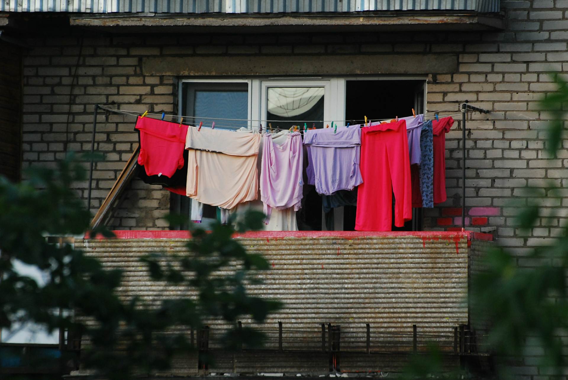 Не коммуналка, а коливинг! Зачем россияне селятся в квартиры к незнакомцам?