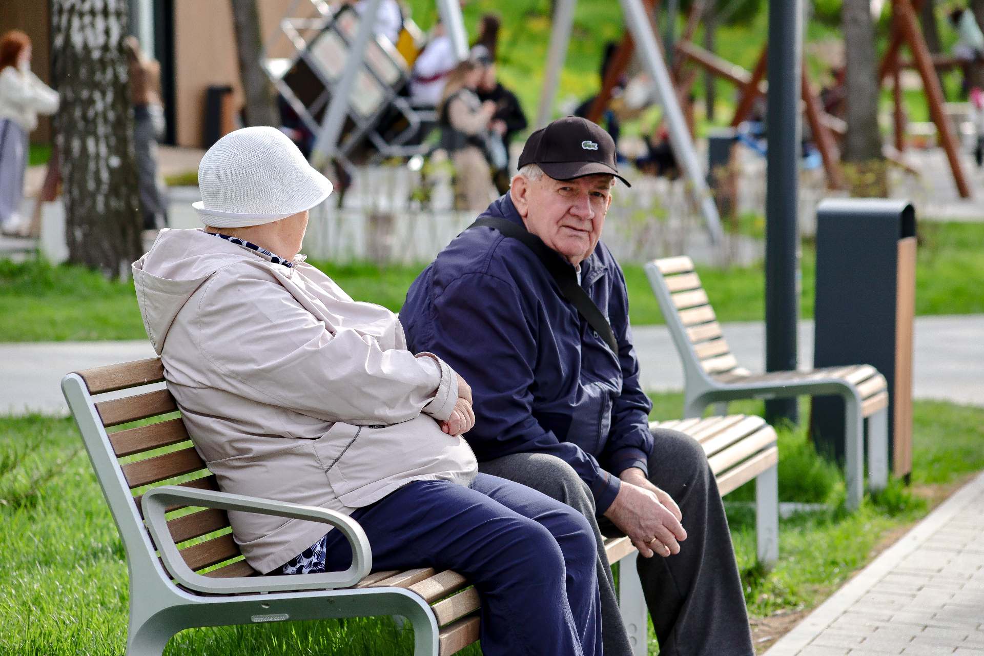 Платить не будут? Кто из россиян получит деньги ко Дню пожилого человека