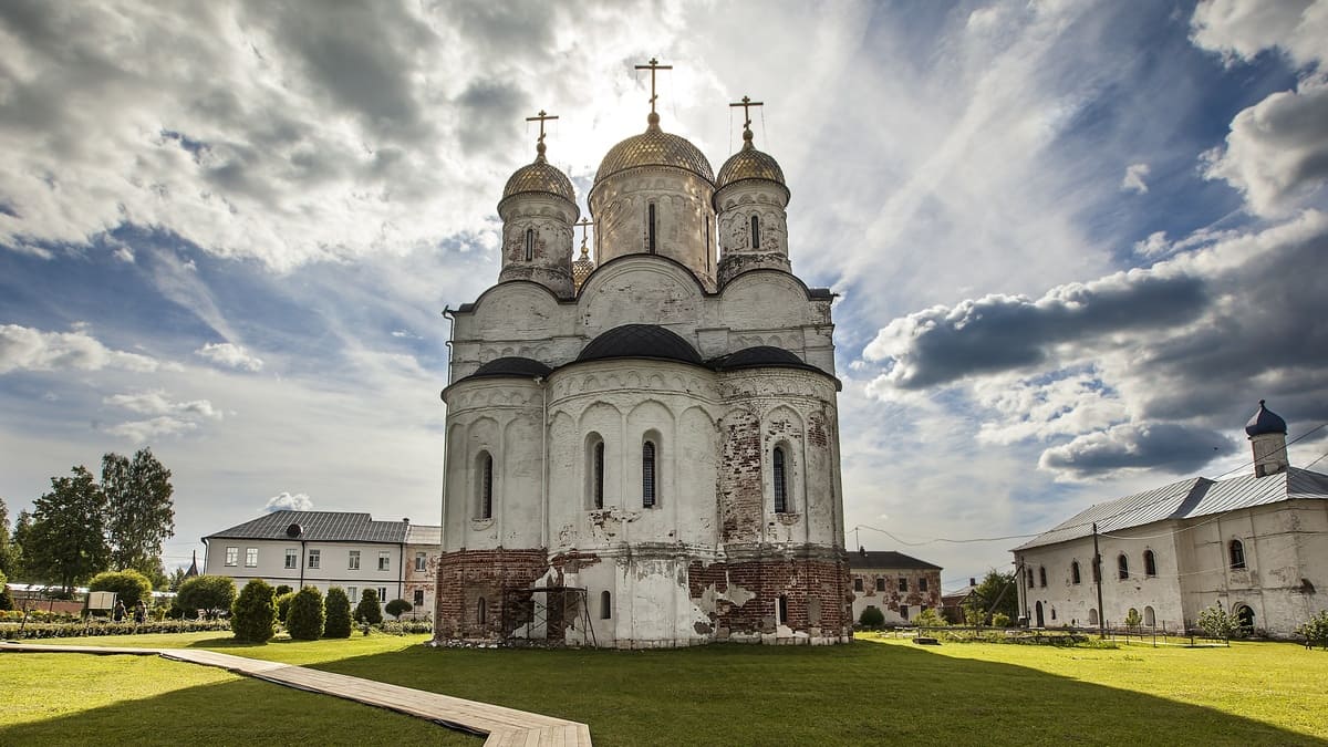 Церковное Новолетие-2025: история, традиции и поздравления