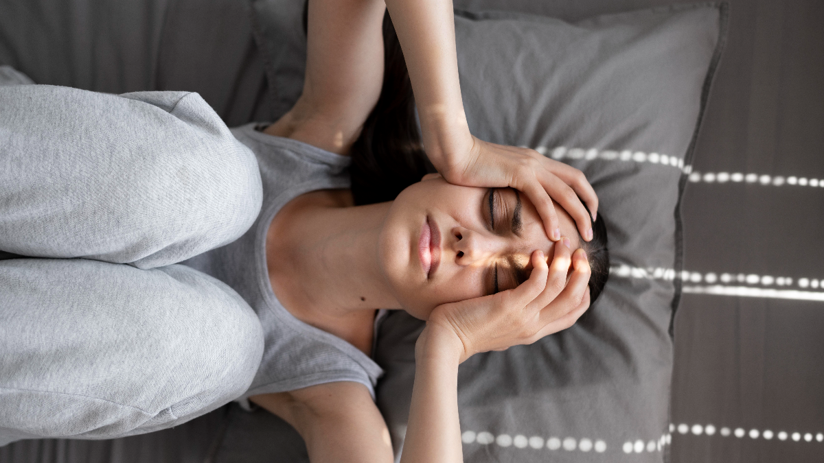 Трудоголизм приводит к высокому уровню стресса, эмоциональному истощению. Фото: Freepik.