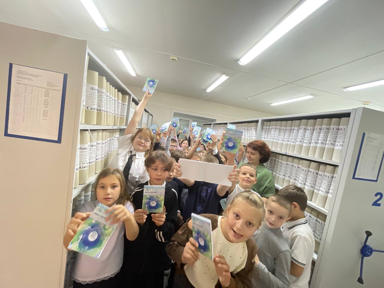 Тайны архивных полок: о чём говорят с третьеклассниками в хранилище истории?