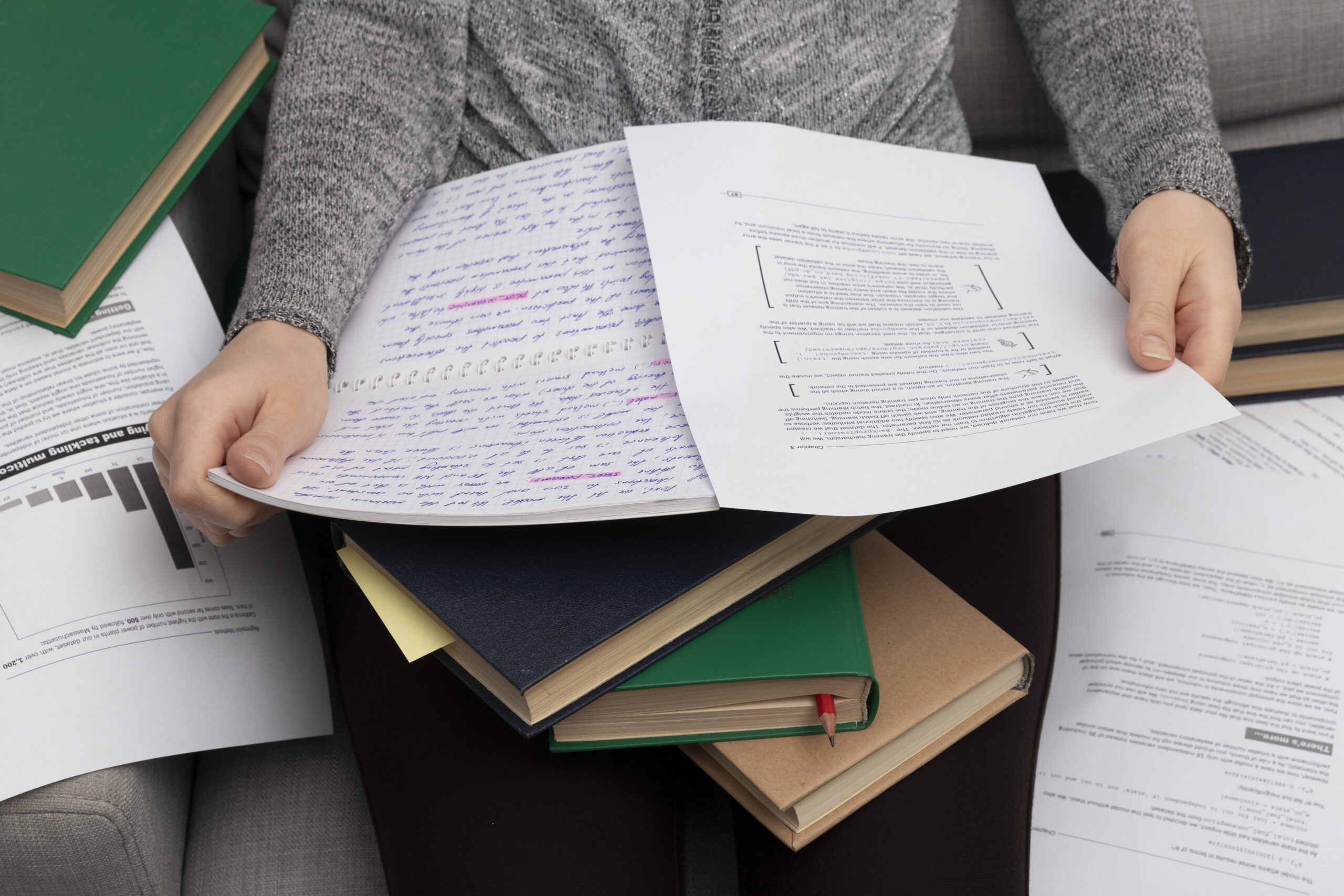 Креатив с ИИ: готовые сценарии уроков для разных предметов