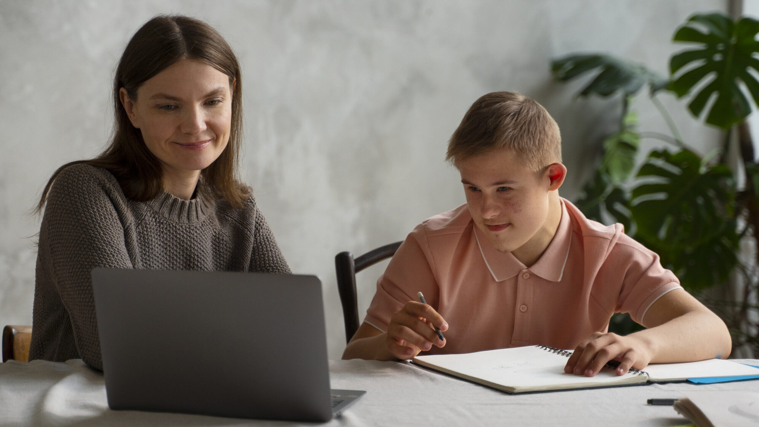 Наставничество в детском доме: что это? Смысл и правила