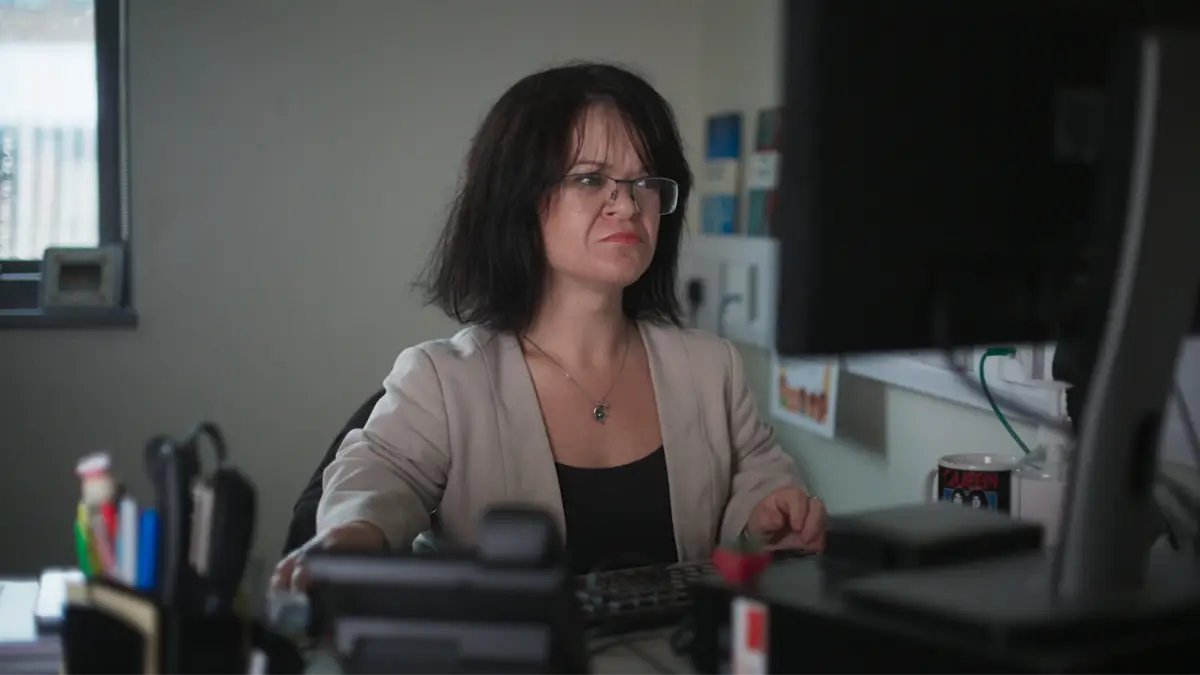 Кадр из фильма «Маленькие истории» (2025)