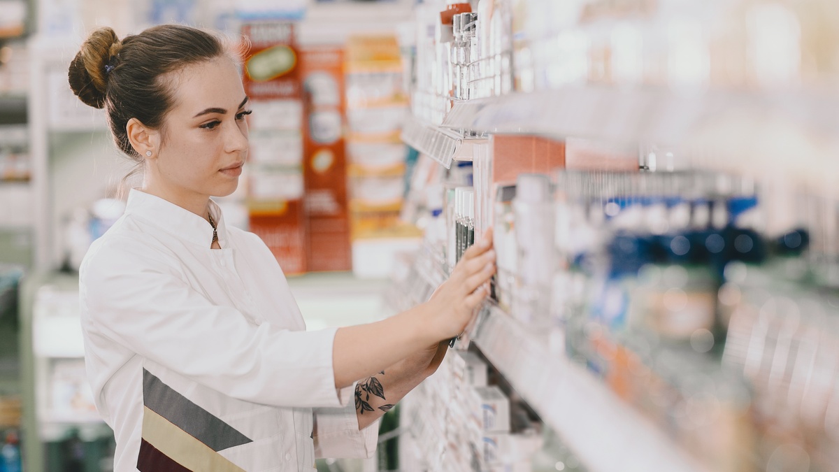 День фармацевта-2025: история, идеи подарков и поздравления