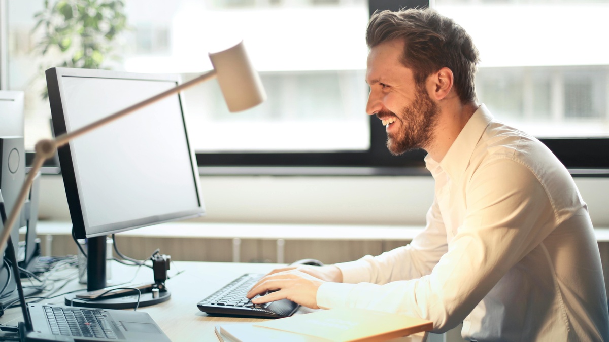 День генерального директора-2025: что подарить, поздравления