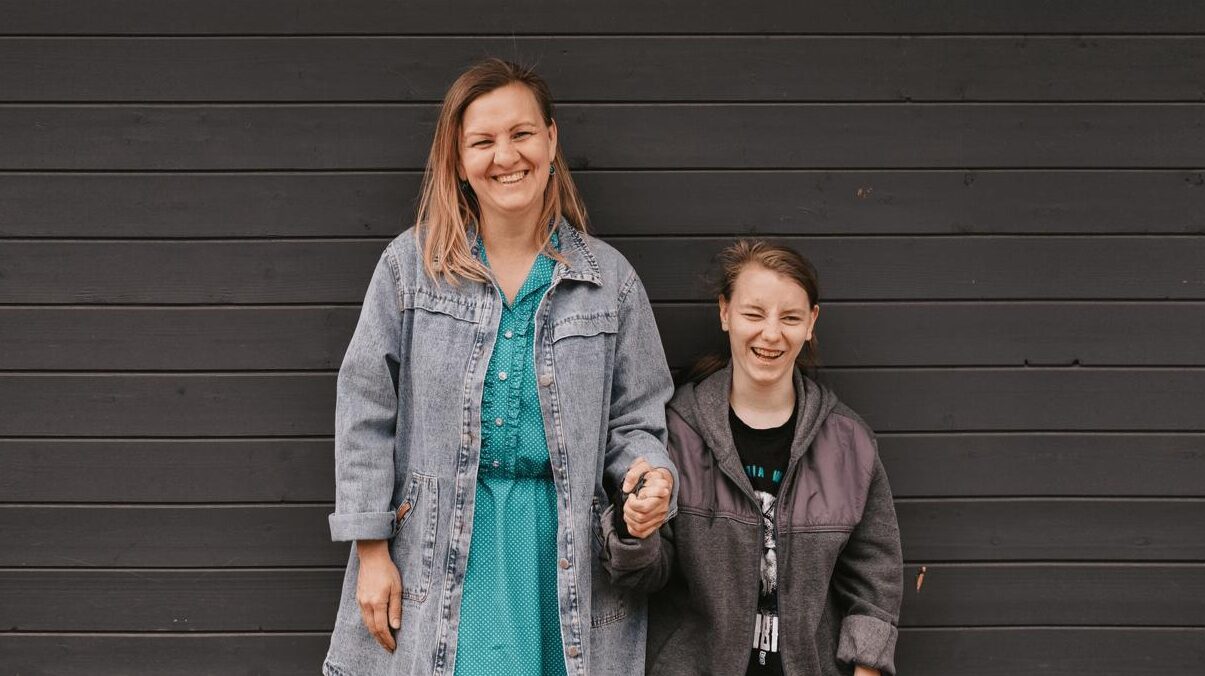 Как стать наставником для ребёнка: фонды, куда обратиться