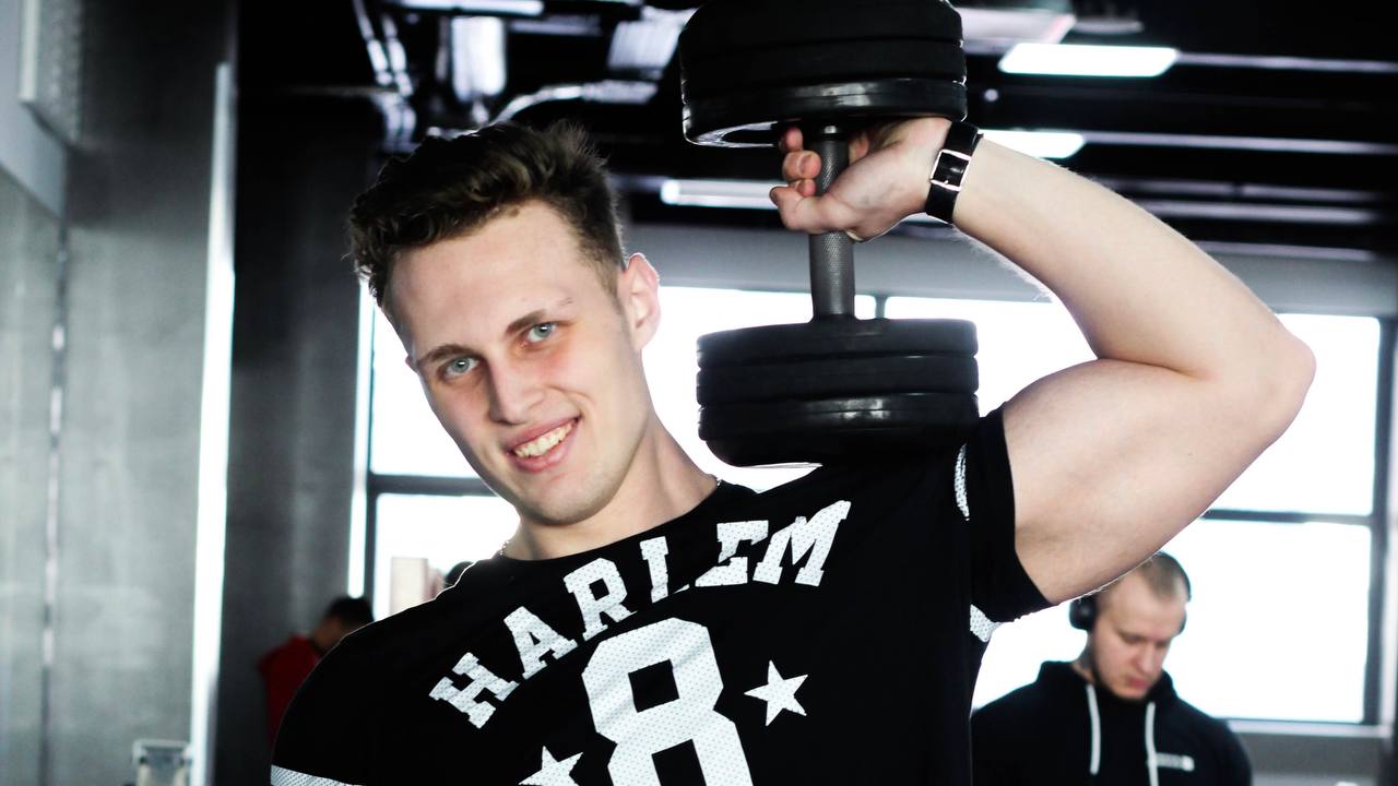 Дмитрий Мельник