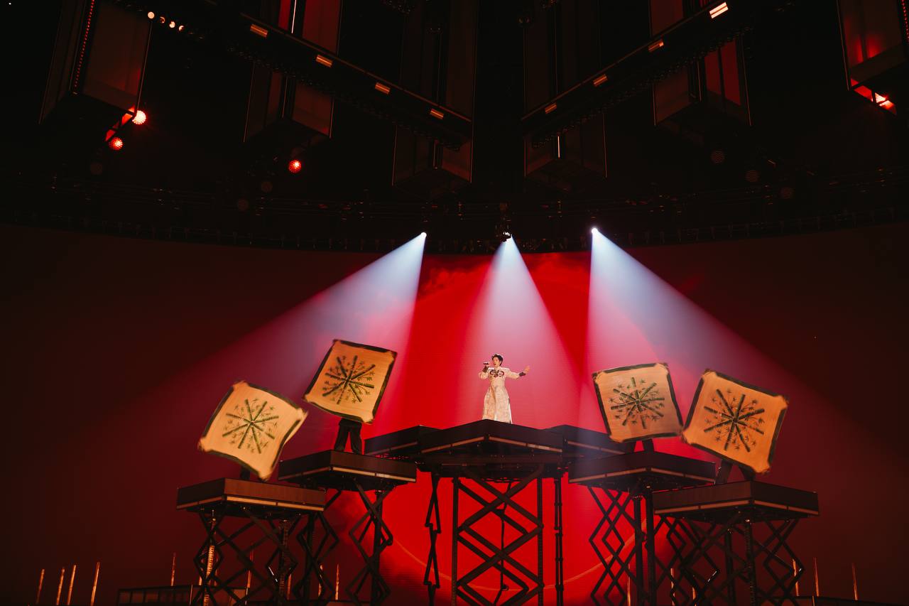 Дык Фук – «Phù Đổng Thiên Vương», Вьетнам