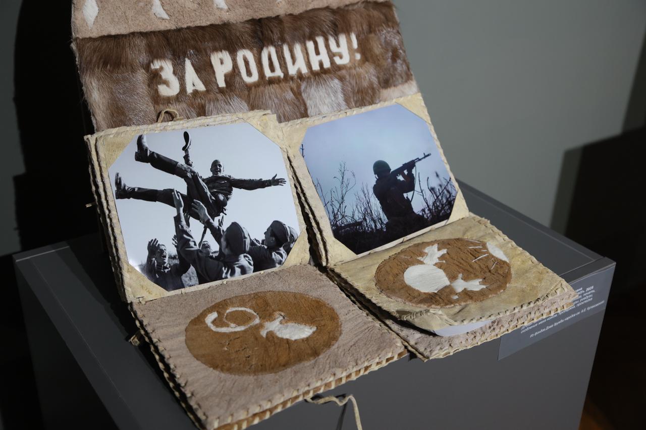 В Якутске открылась выставка о судьбах героев, сохраняющих культуру в годы Великой Отечественной…