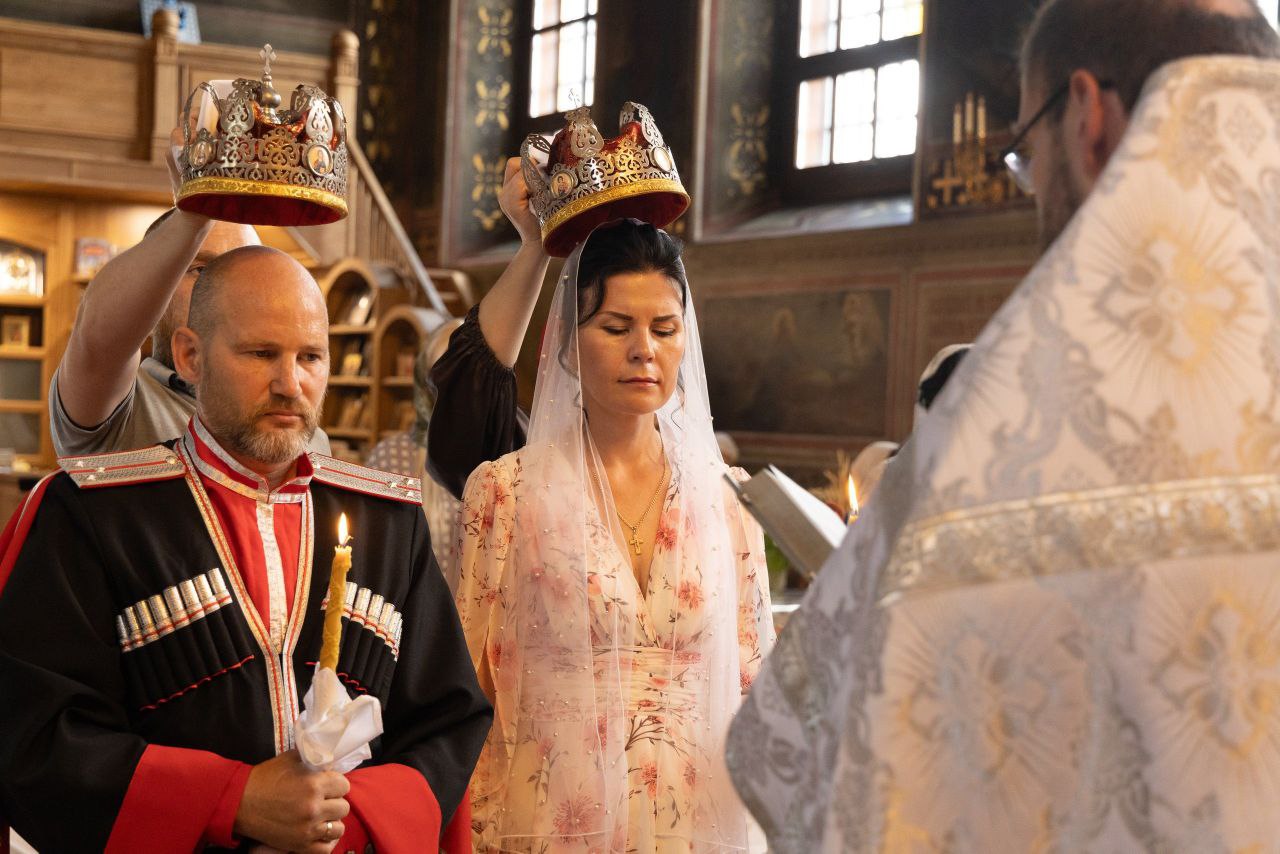 От репоста до предложения: как волонтёрская помощь соединила две судьбы