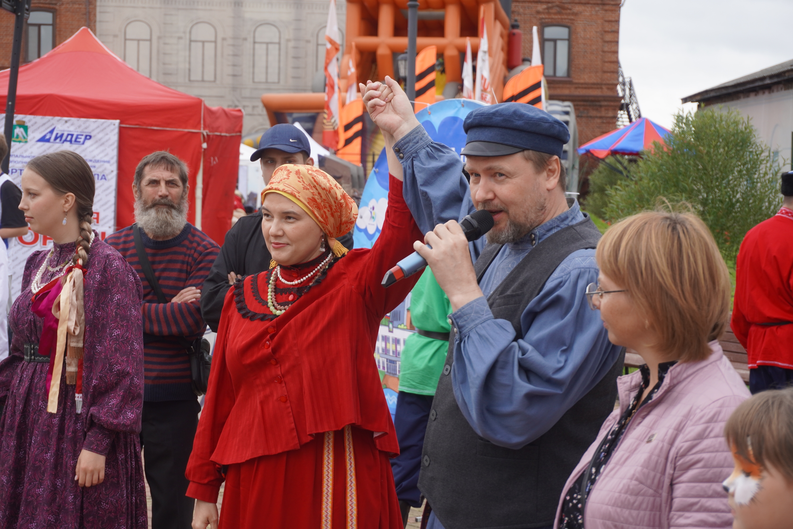 Гуляние в Красноуфимске