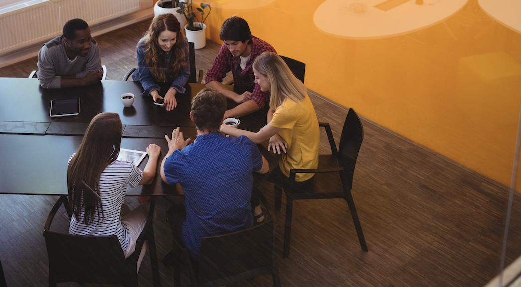 «Дети вместо цветов»: как благотворительная акция становится инструментом для осознанного бизнеса