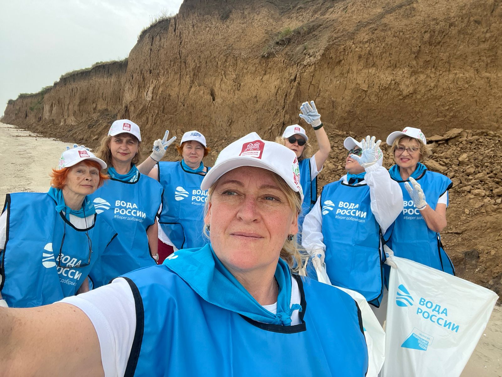 Чистый берег Ейского лимана (Азовские косы)