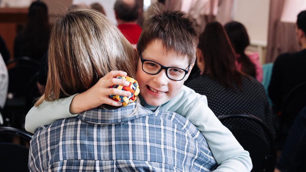 «И каждую ночь мне снилось: он говорит»: болезнь сына сделала жительницу атомного города филантропом