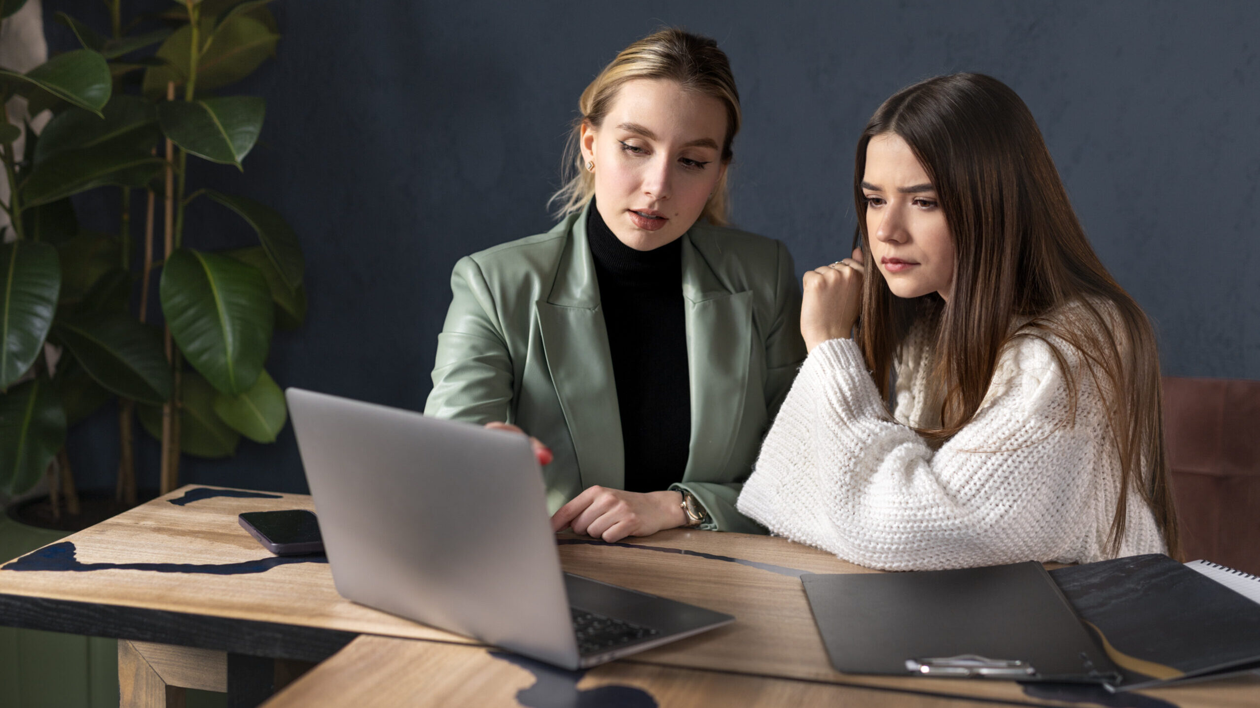 Вместо льгот – пени: топ-5 ошибок НКО в налогах. Как не получить штраф