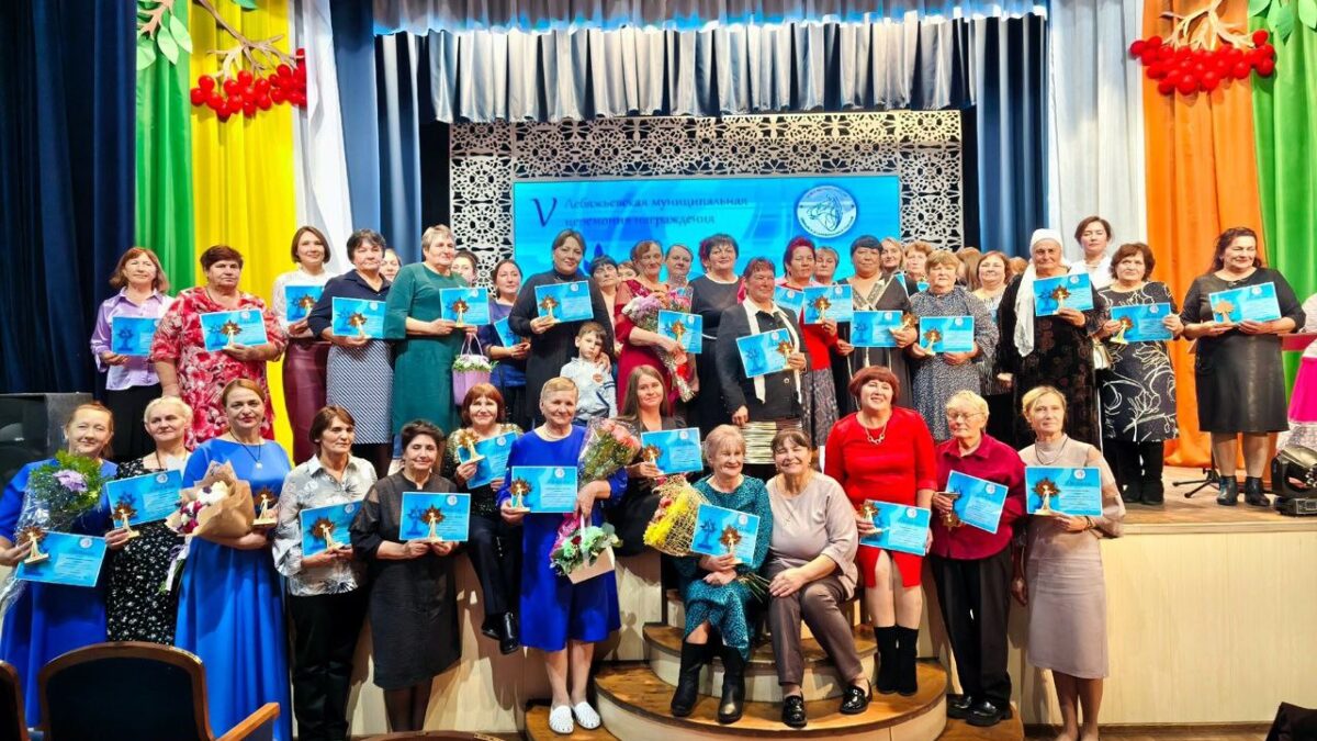У лебяжьевцев своя «Женщина года»