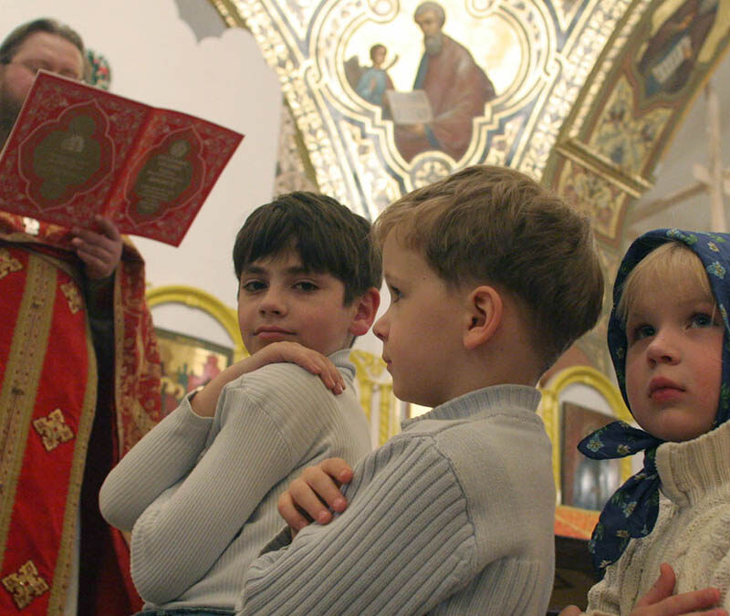Как привить ребёнку веру и любовь к церкви? Советы молодым родителям