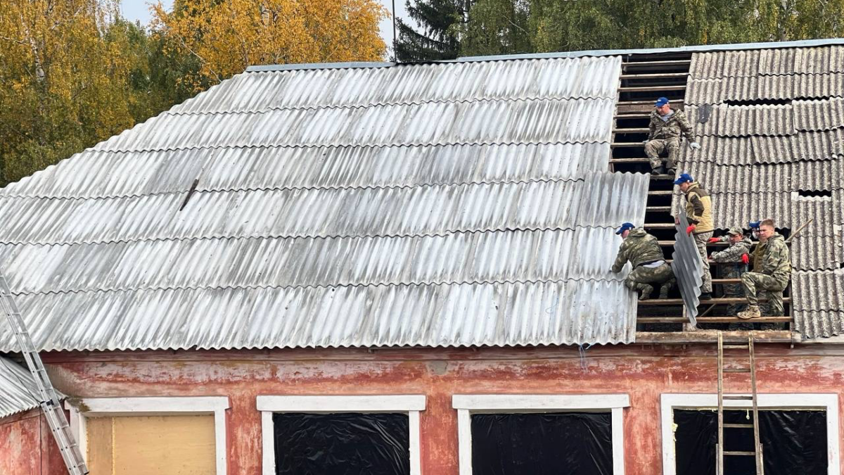 Волонтёры #МЫВМЕСТЕ восстанавливают дома жителей Курской области