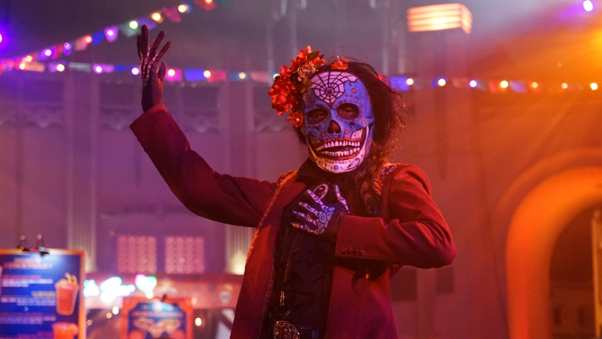 Хэллоуин-2025: история, традиции, идеи образов, мероприятия