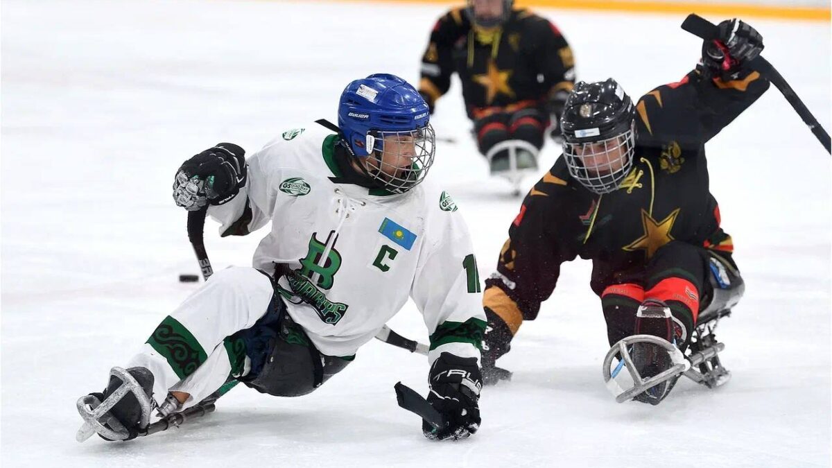 «Для людей с ампутациями и увечьями»: хоккеист и бизнесмен возвращают раненых к мирной жизни