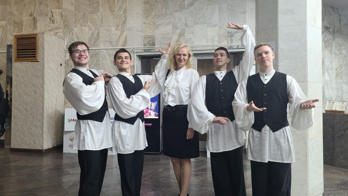 «Страшно проснуться и не пойти на пары»: история наставницы, которая почти 40 лет отдала колледжу