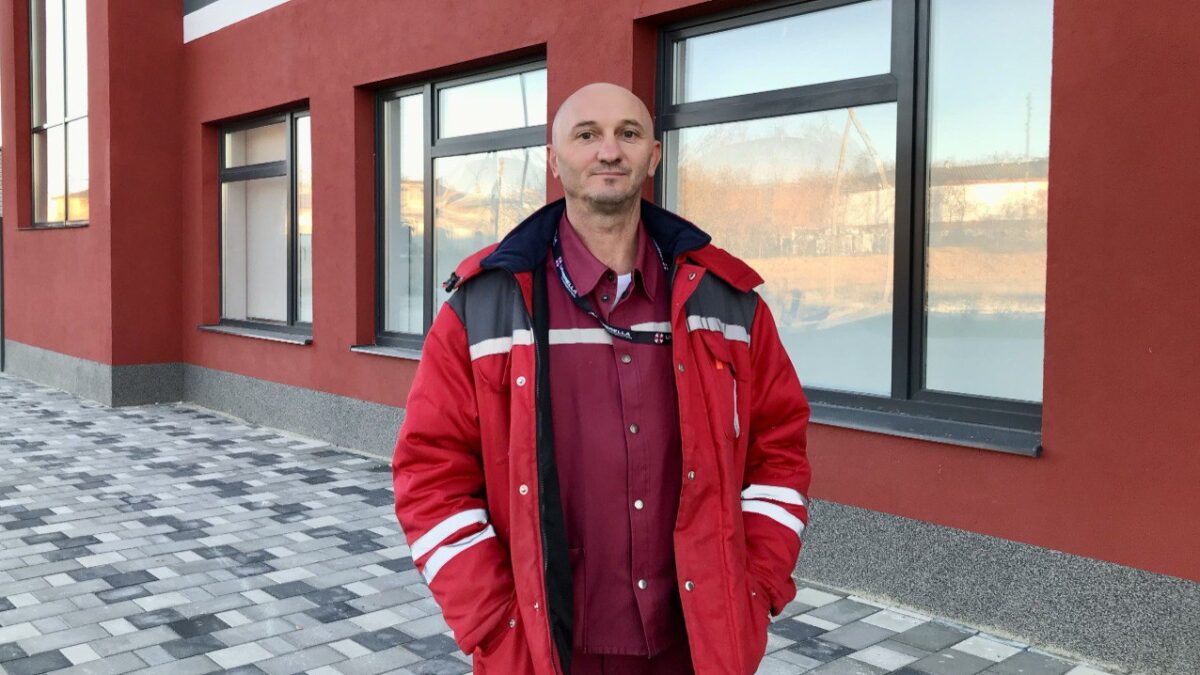 «Начала задыхаться»: врач в самолёте помог женщине с грудным ребёнком остановить паническую атаку