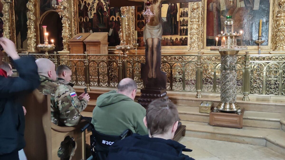 ЛАВРА — ВОИНАМ!