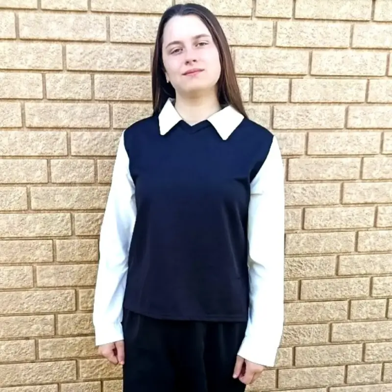 Облилась водой, чтобы не угореть: восьмиклассница не испугалась и спасла от пожара дом пенсионеров