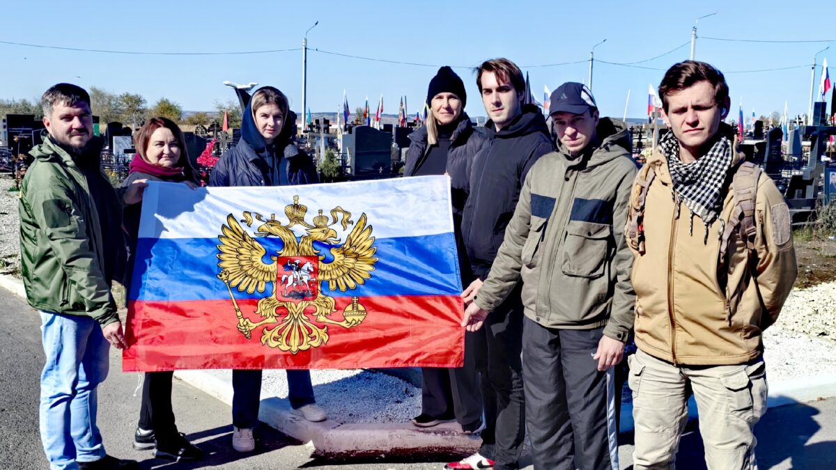 Сартовские Росреестр и Роскадастр присоединились к акции по благоустройству воинских захоронений…