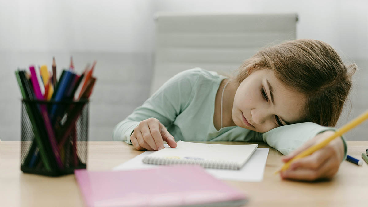 Ребёнок не хочет учиться: что делать? Топ-10 советов родителям