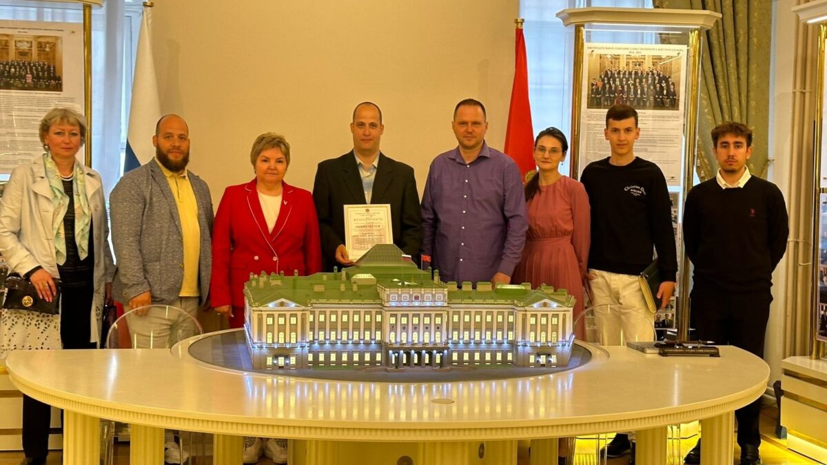 Был отмечен благодарственным письмом депутата: ценность признания труда