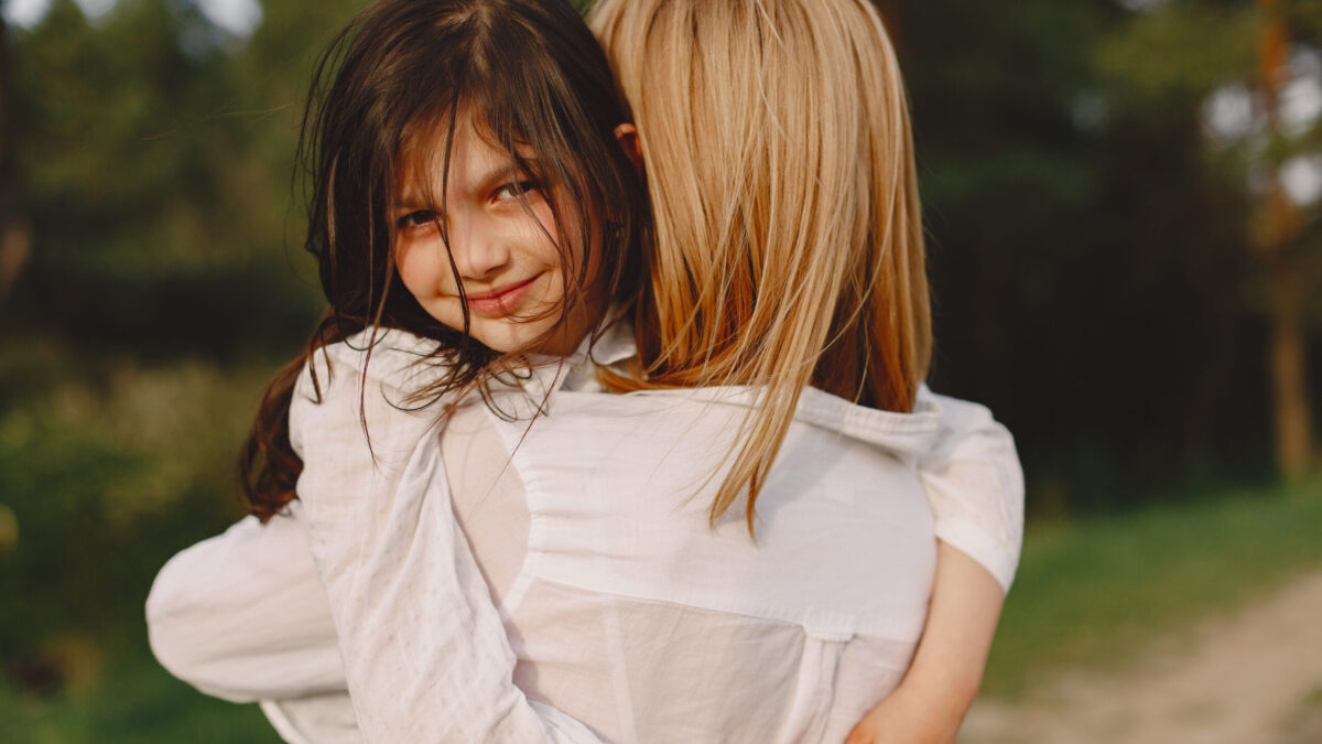 Не пытайтесь купить доверие: четыре запрета для волонтёра-наставника в детском доме