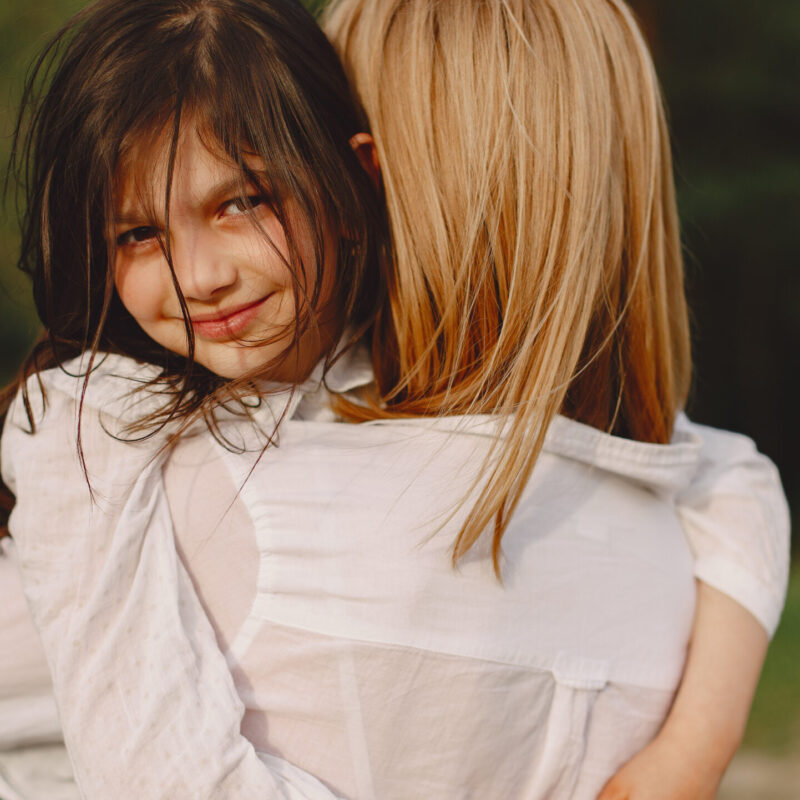 Не пытайтесь купить доверие: четыре запрета для волонтёра-наставника в детском доме