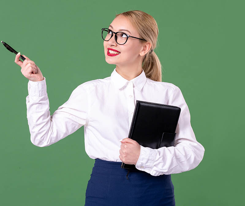 Ментор, наставник, учитель – в чём разница? Разбираемся в терминах