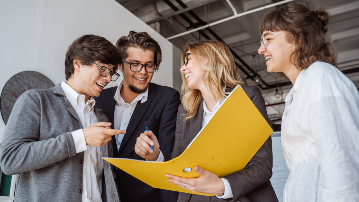 Как найти сотрудников в НКО: восемь способов